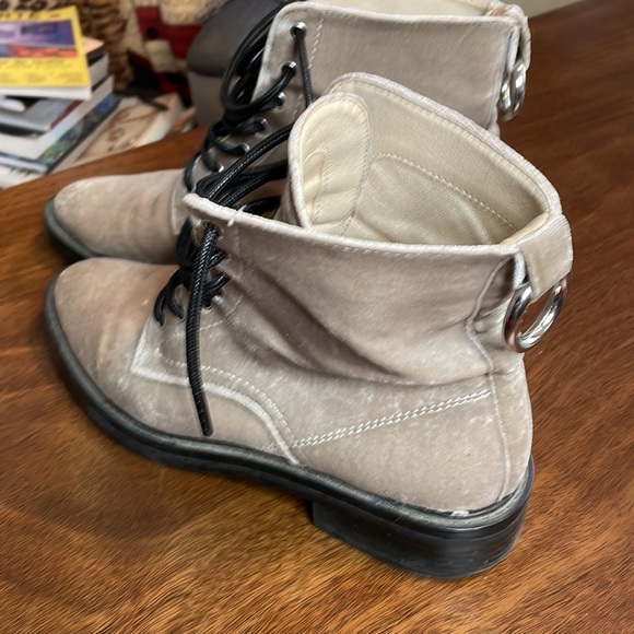 Rare Dolce Vita velvet combat boots - Picture 4 of 14